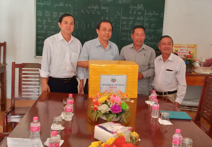 Đoàn công tác tỉnh Gia Lai thăm và làm việc tại tỉnh Ratanakiri - Campuchia
